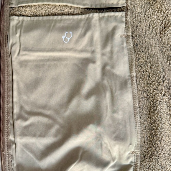 FIGS On Shift Sweater Knit Jacket Size XL Heather Light Oak 🤎🤍🤎 - Picture 13 of 15